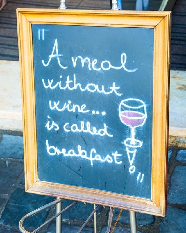 40_Hilarious-Photos-that-Will-Get-You-Through-the-Week_-651301879-Nataliya-Nazarova