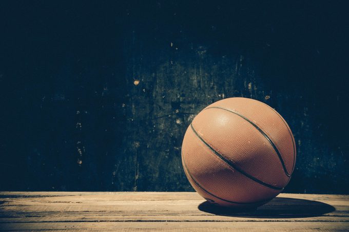 Basketball 