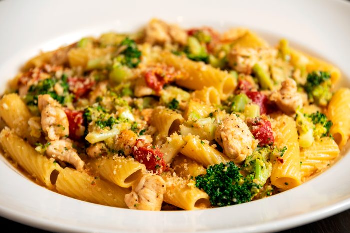 cheesecake factory chicken and broccoli pasta recipe
