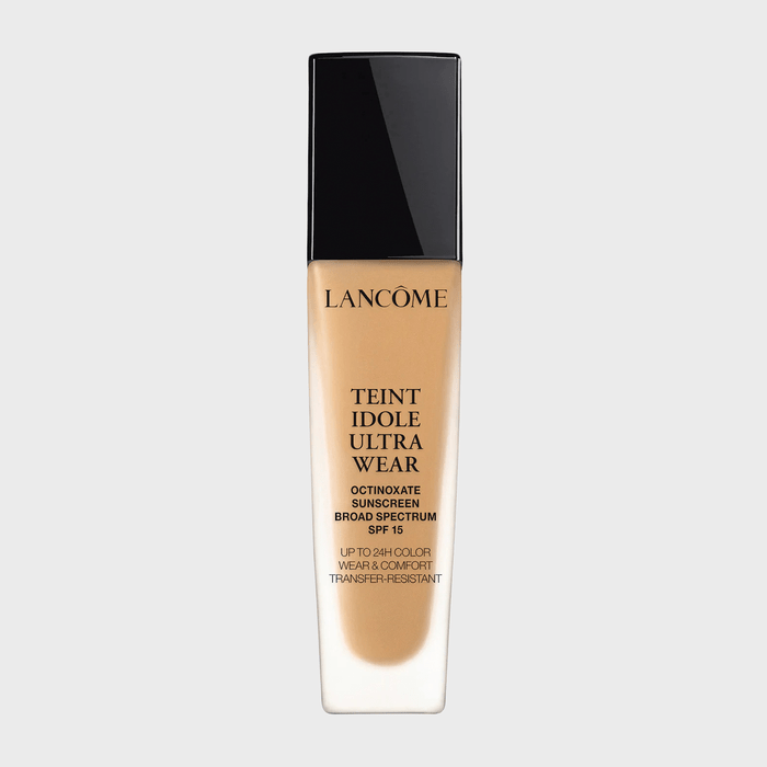 Foundation bottle stands still, text details 