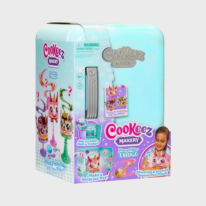 Toy package shows colorful dessert characters; instructions say 